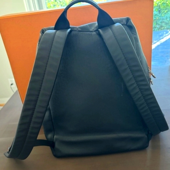 LoUiS VuItToN DiScOvErY BaCkPaCk GM. - Picture 4 of 13
